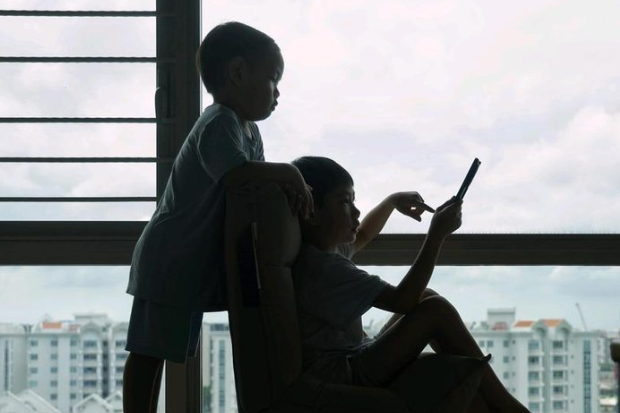 Belanda Sarankan Pelarangan Media Sosial untuk Anak di Bawah 15 Tahun